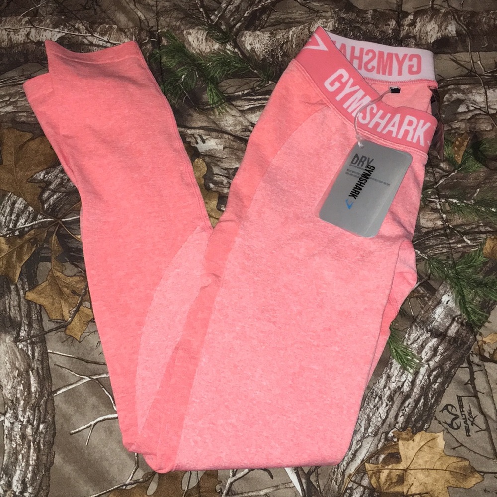 NWT Peach/Coral Gymshark leggings